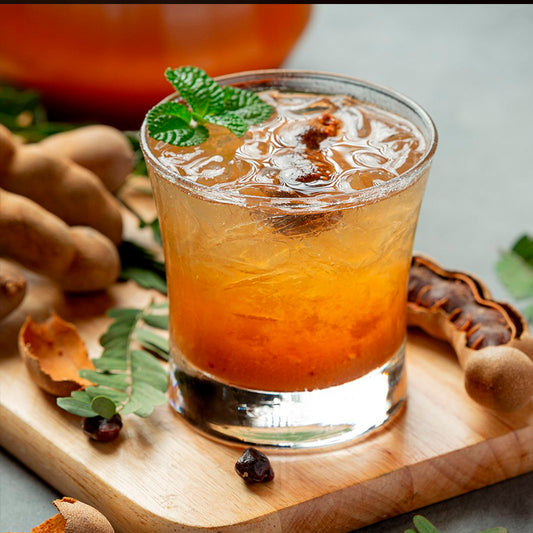 Coctel de Tamarindo con Mole y Mezcal